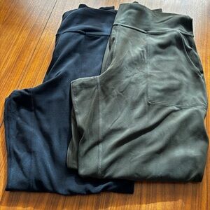 Lululemon Bundle Two Stretch Knit Joggers Size Large Fair Condition